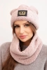 Komplet damski polarowy czapka i komin z ozdobną naszywką ciemny pudrowy róż