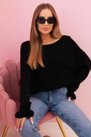 Sweter damska z moheru z marszczonymi rękawami i wycięciem na plecach czarny