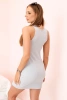 Sukienka damska prążkowana bez rękawów o dopasowanym kroju szara