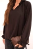Bluzka damska z wiskozy z dekoltem V i wiązaniem przy rękawach brązowa