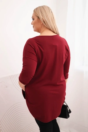Bluzka damska bawełniana Plus Size z dekoltem V i podwijanym rękawem bordowa