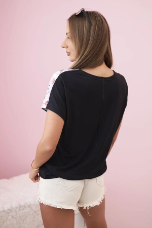 Bluzka damska bawełniana z krótkim rękawem i kwiatowym nadrukiem czarna