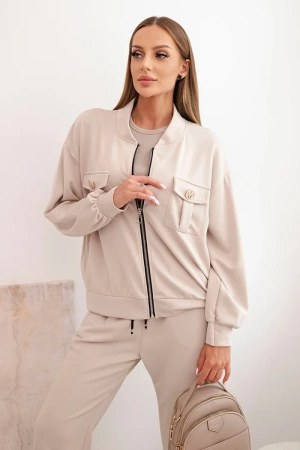 Komplet damski masełkowy z wiskozy z rozpinaną bluzą i spodniami beżowy