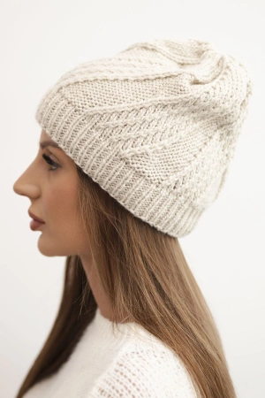 Czapka damska zimowa z wełny K441 beżowa