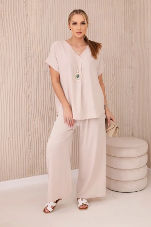 Komplet z naszyjnikiem bluzka + spodnie beżowy
