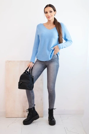 Sweter damska z wiskozą z dekoltem w serek niebieski