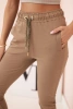 Spodnie dresowe damskie z kieszeniami i wiązaniem w pasie camelowe