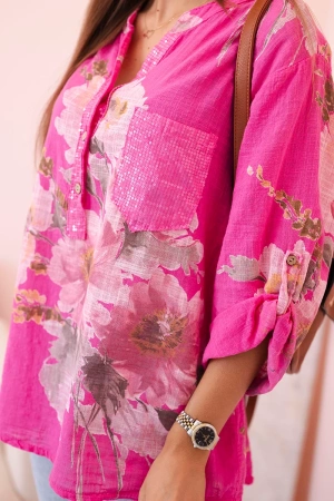Bluzka damska z bawełny z kwiatowym wzorem i guzikami różowa