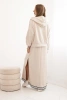 Komplet damska z wiskozą z rozpinaną bluzą i długą sukienką beżowy