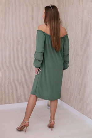 Sukienka hiszpanka z ozdobnym rękawem khaki
