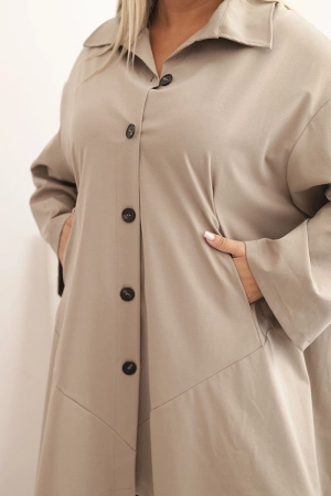 Narzutka damska Plus Size Punto z bawełną i guzikami fango