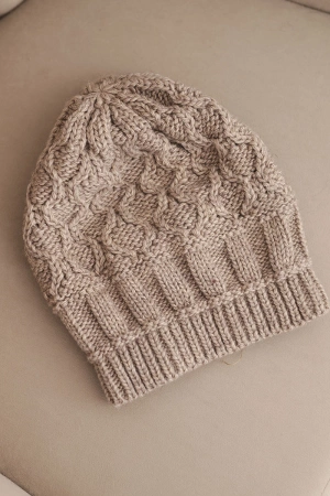 Czapka z polarem Marta K231 ciemno beżowa