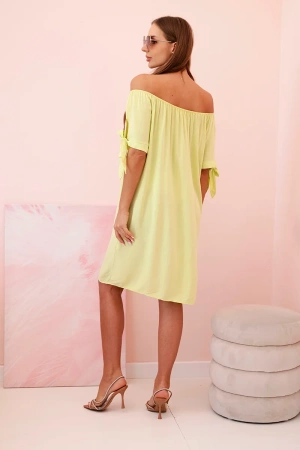 Sukienka damska z wiskozy z wiązaniem na rękawach pistacjowa