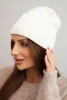 Czapka damska zimowa z wełną o prążkowanym splocie K471 ecru