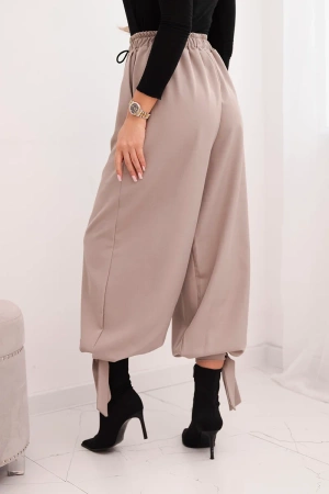 Spodnie damskie z szeroką nogawką i wiązaniem u dołu fango