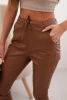 Spodnie damskie z ekoskóry z kieszeniami i wiązaniem w pasie brązowe