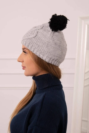 Czapka z polarem 2 pompony K291 szara