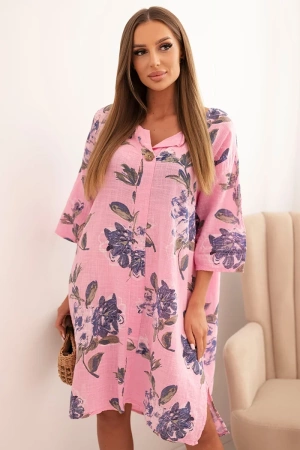 Sukienka damska bawełniana z kwiatowym wzorem i rękawem 3/4 jasno różowa