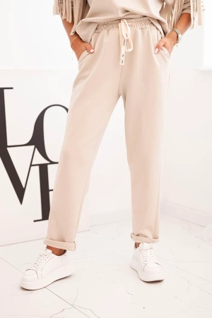 Komplet damski masełkowy z frędzlami na rękawach beżowy