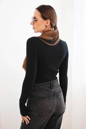 Bluzka damska prążkowana z golfem czarna
