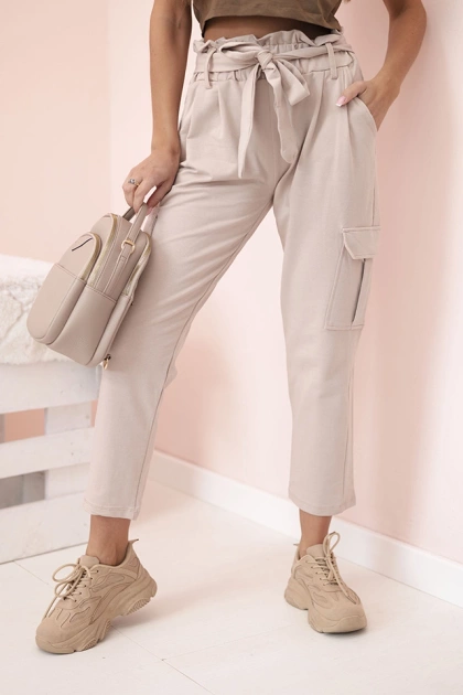 Spodnie damskie z wysokim stanem cargo beżowe