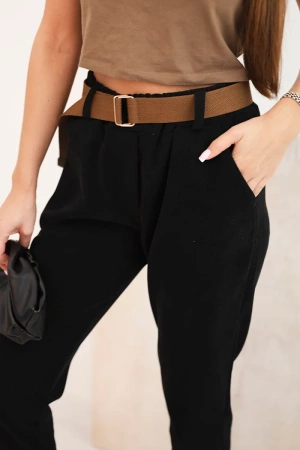 Spodnie damskie z paskiem w prążek czarne
