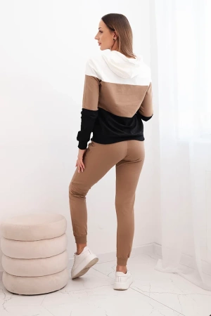 Komplet z nadrukiem Yourself ecru+camelowy