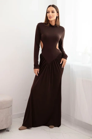Sukienka damska z wiskozą długa z golfem i odkrytymi plecami brązowa