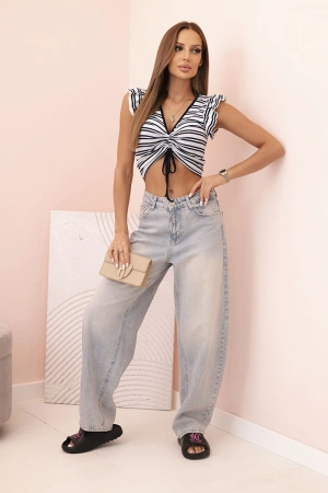 Bluzka damska prążkowana z marszczeniem i falbanką granatowa