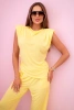 Komplet damski elegancki z szerokimi spodniami i bluzką marszczoną żółty