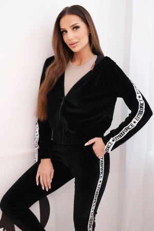 Komplet welurowy z ozdobnymi taśmami czarny