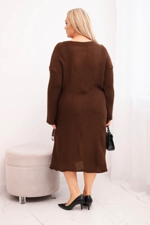 Sukienka swetrowa damska Plus Size z moherem oversize z kieszenią czekoladowa