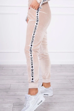 Komplet welurowy z napisem Queen beżowy