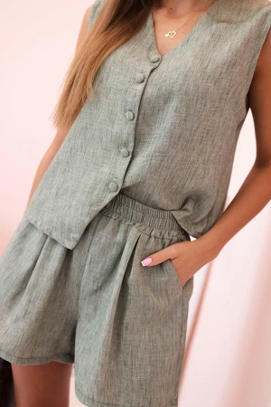 Komplet damski wiskozowy kamizelka na guziki i szorty khaki melanż