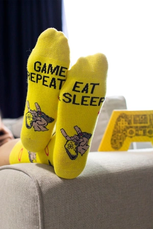 Skarpetki unisex z motywem gracza – zestaw 2 par w oryginalnym opakowaniu