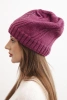 Czapka damska zimowa z wełną i zdobieniem z dżetów K480 ciemno fioletowa