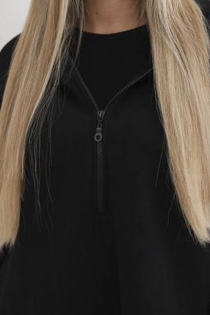Bluza ocieplana z rozcięciami na bokach czarna
